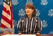 РОБЕРТС (ТӨЛЕНОВА) Асель утверждена на должность американского посла в Словении