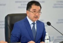 АРИПОВ Ерден и КОМИРШИНОВ Манат освобождены от занимаемых должностей председателей областных судов в связи с уходом в отставку