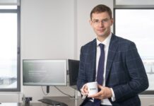 ТУРЛОВ Тимур избран новым президентом ФИДЕ